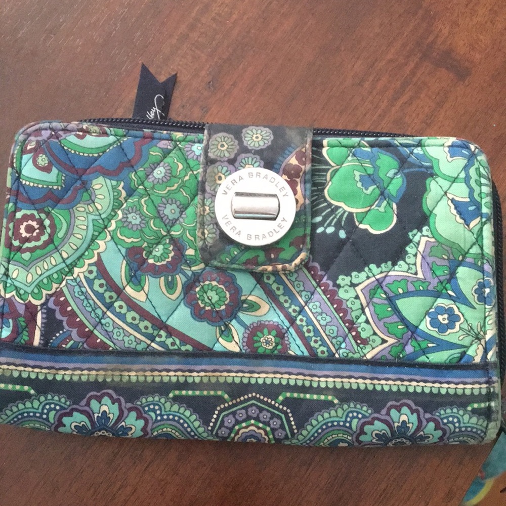 Vera Bradley wallet